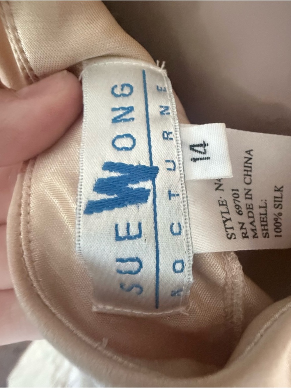 Old Hollywood romance vintage Sue Wong 90s champagne silk rose embroidered gown - Picture 2 of 5